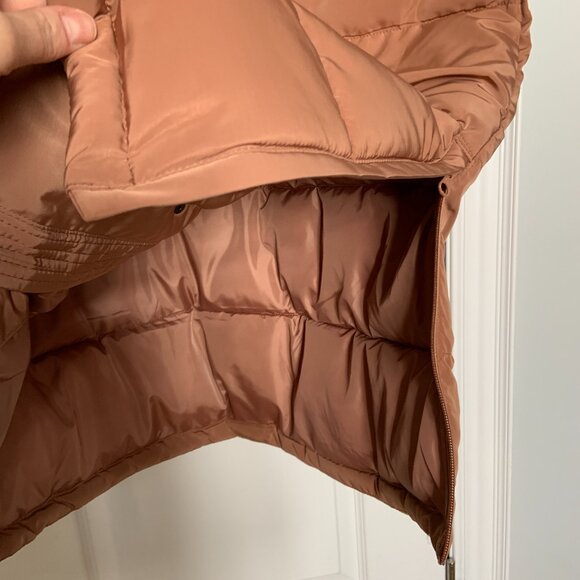 Women's Amazon Essentials Long Hooded Puffer Coat Camel Light Brown Size M - Picture 3 of 10